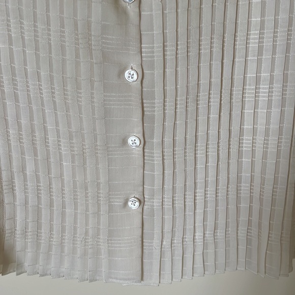 A-K-R-I-S - Picture 3 of 4